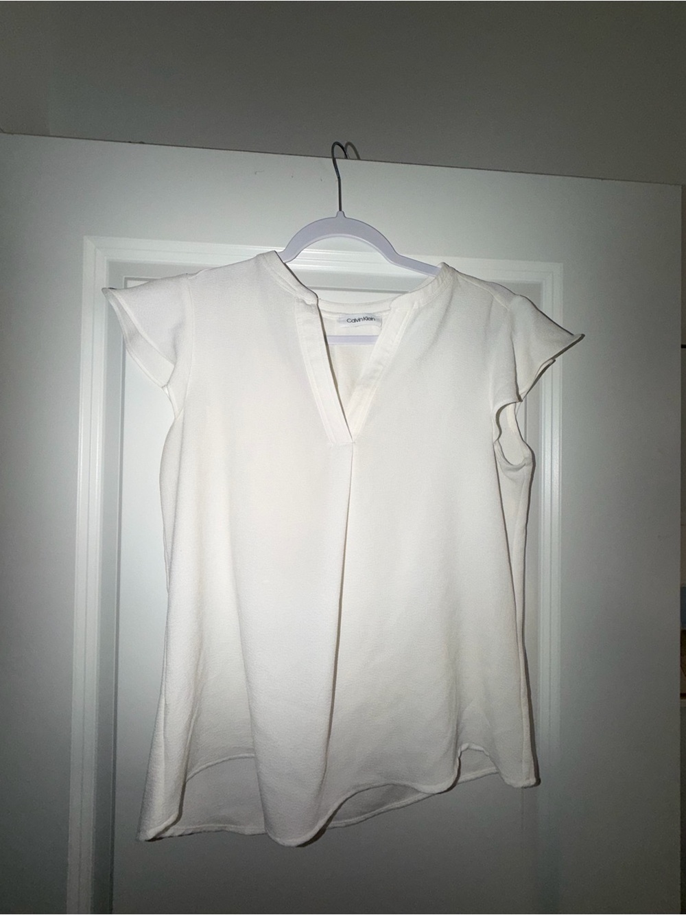 Calvin Klein Cream Cap-Sleeve Split-Neck Blouse